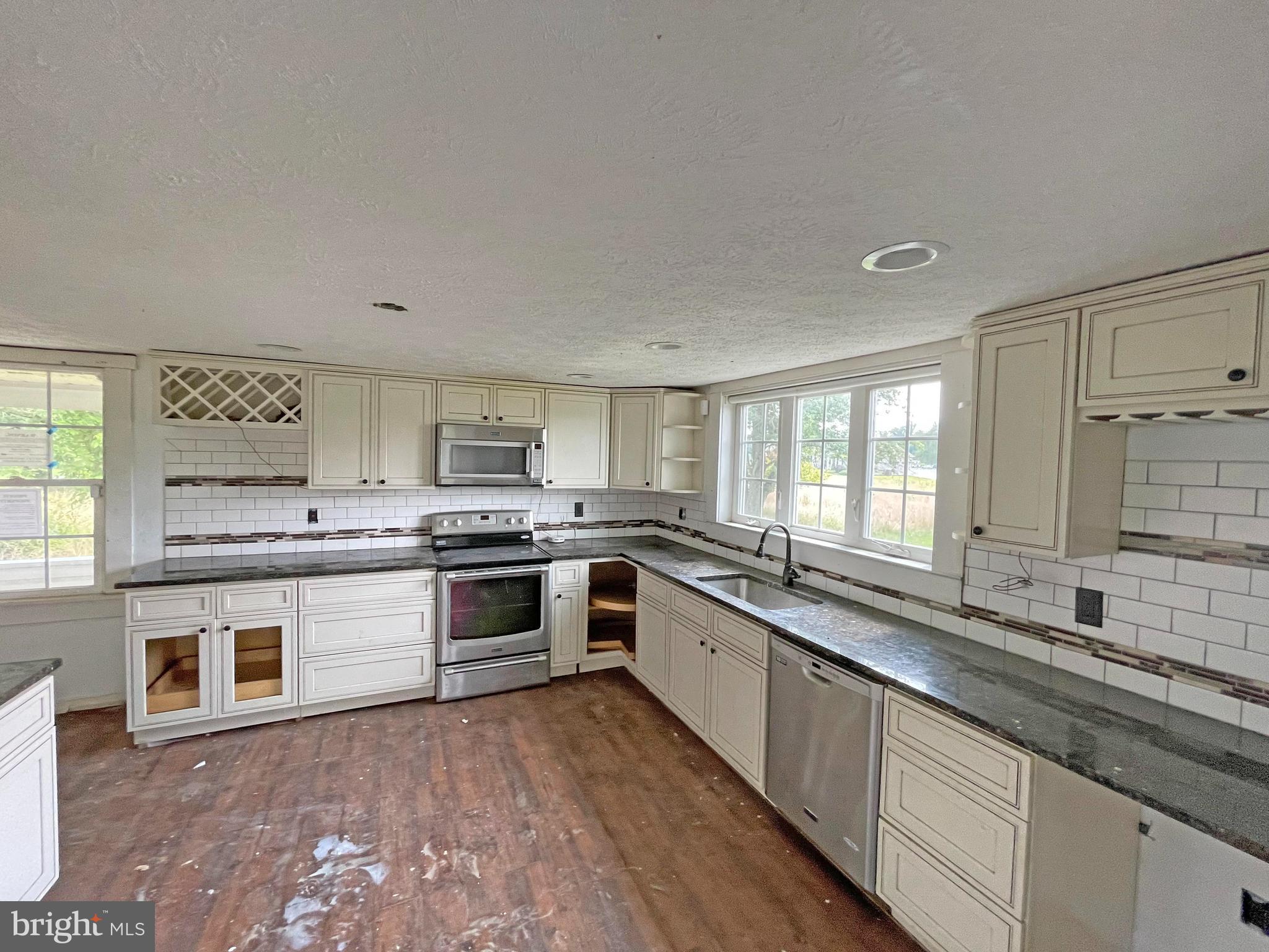 1330 Whiteford Road Street, MD 21154 - Photo 13 of 26 Gallery Image 13