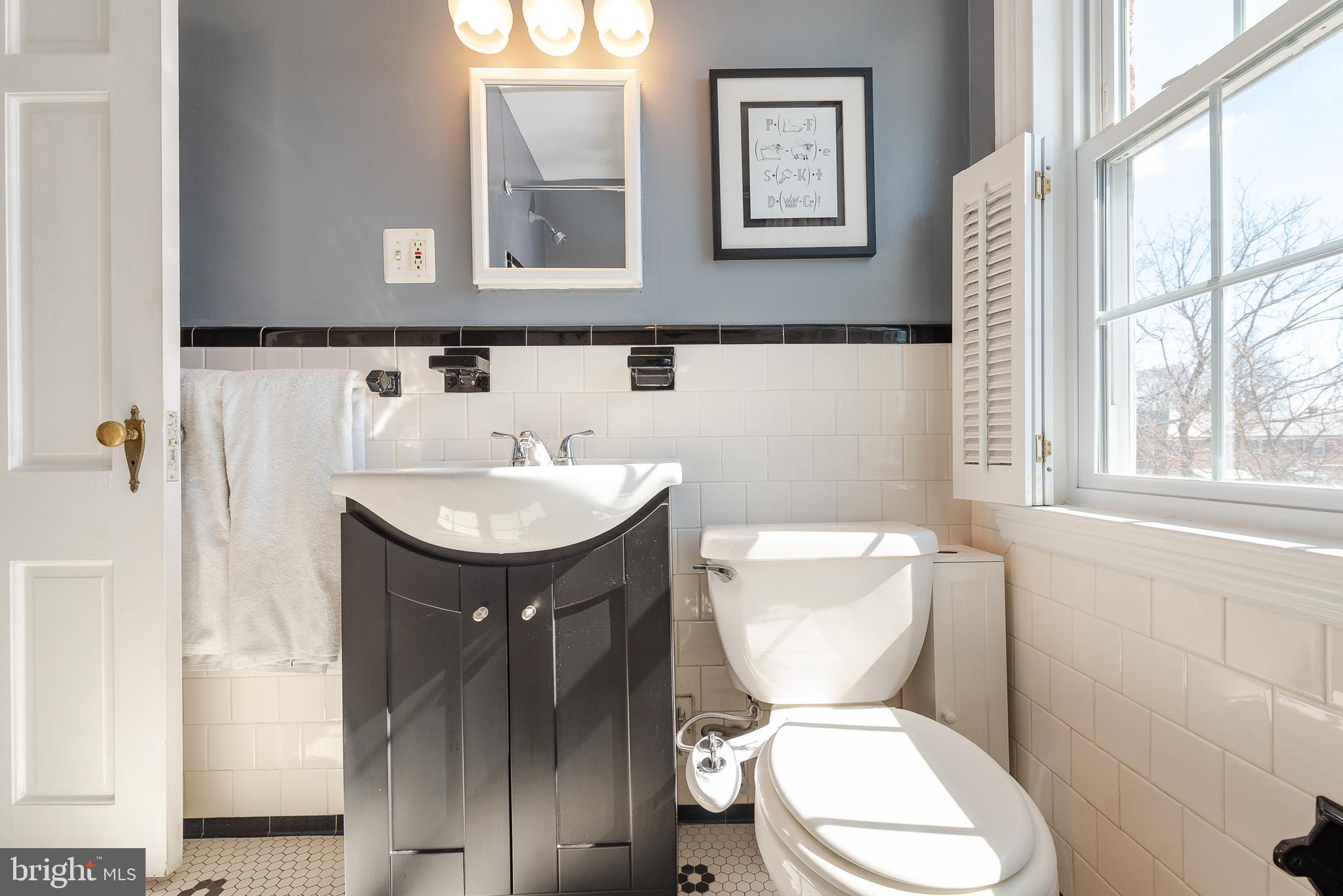 440 Greenlow Road Catonsville, MD 21228 - Photo 26 of 34 Upstairs Bath