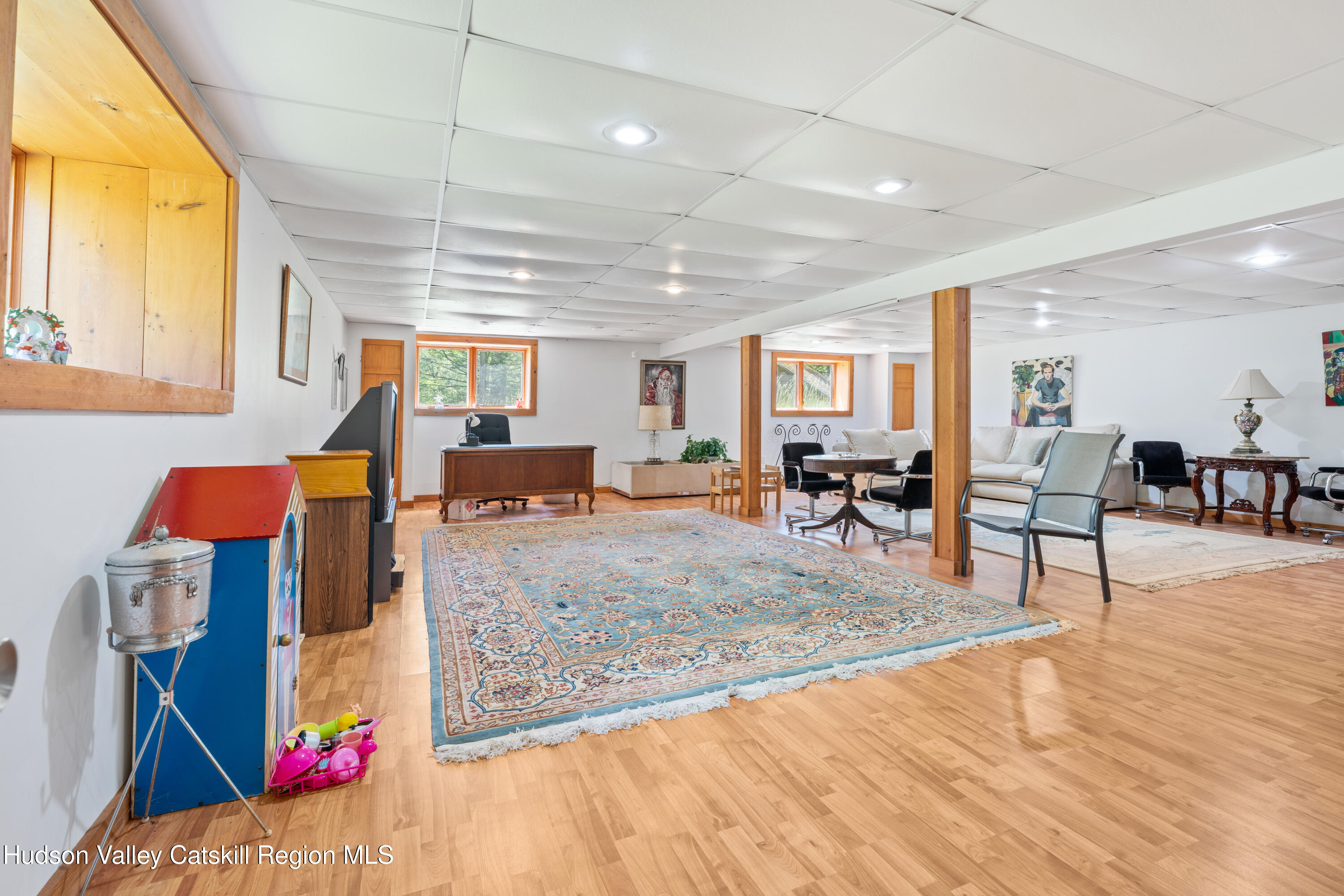 537 Mossy Hill Road Catskill, NY 12414 - Photo 81 of 105 a living room with furniture and a table