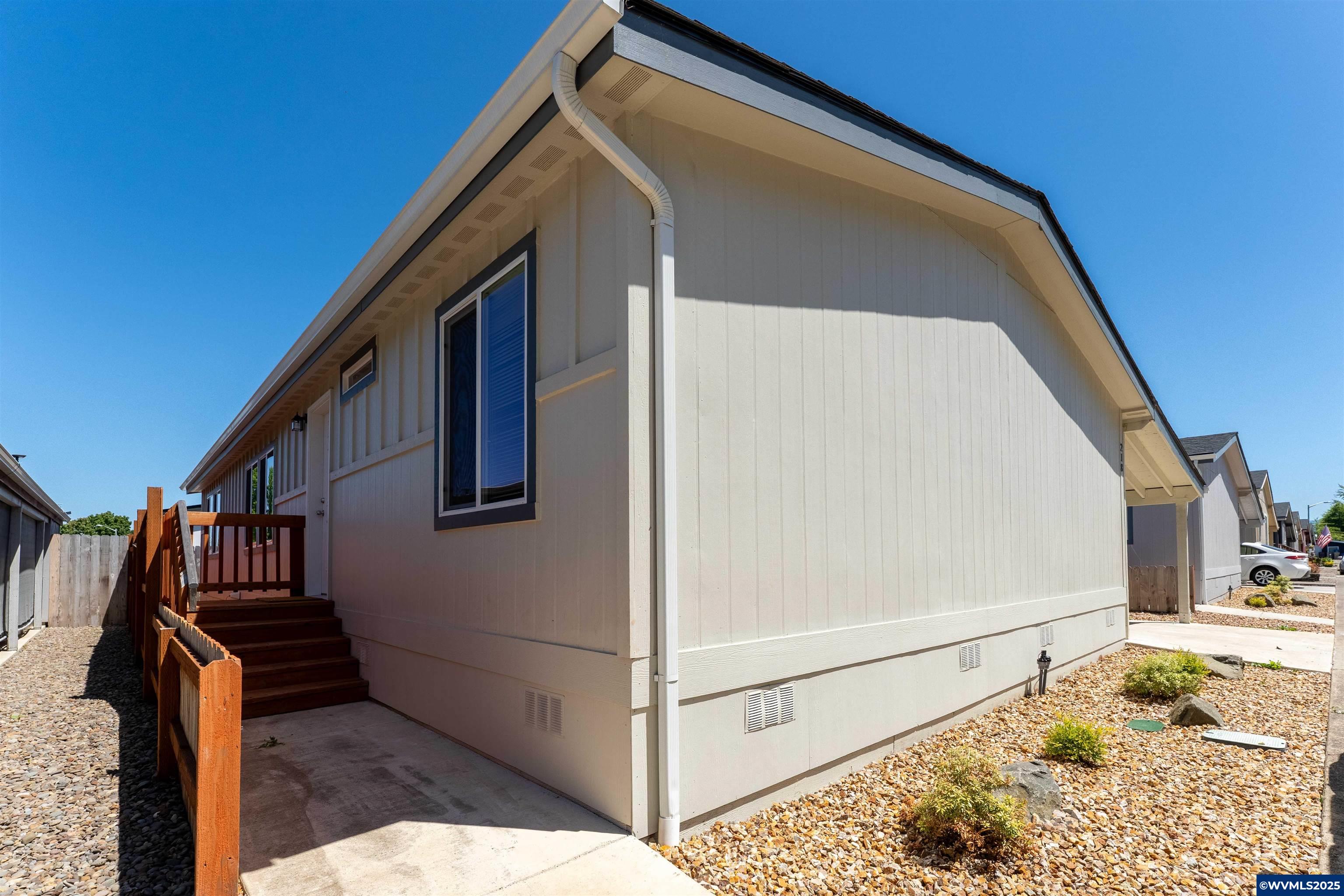 200 Market Street, Unit 218 Lebanon, OR 97355 - Photo 3 of 45