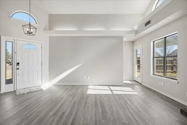 $215,000 | 2301 92nd Street, Lubbock, TX 79423