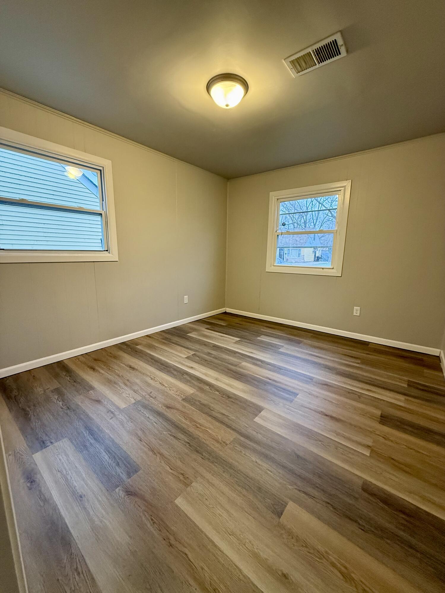 800 Clinton Street Gary, IN 46406 - Photo 11 of 16 1500x2000