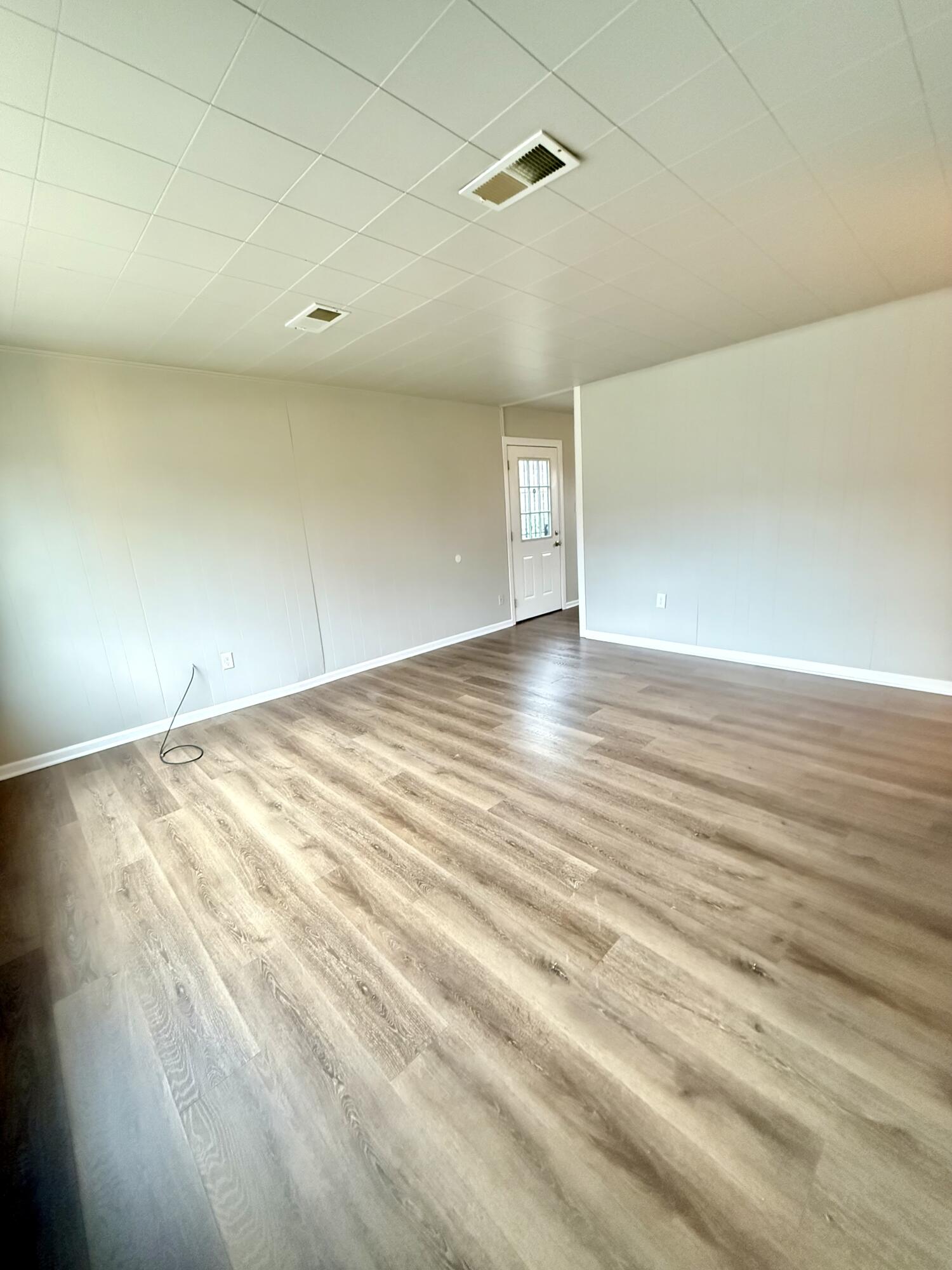 800 Clinton Street Gary, IN 46406 - Photo 2 of 16 1500x2000