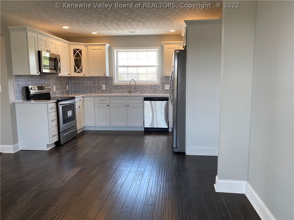 287 Melrose Lane Ripley, WV 25271 - Photo 6 of 30 Gallery Image 6