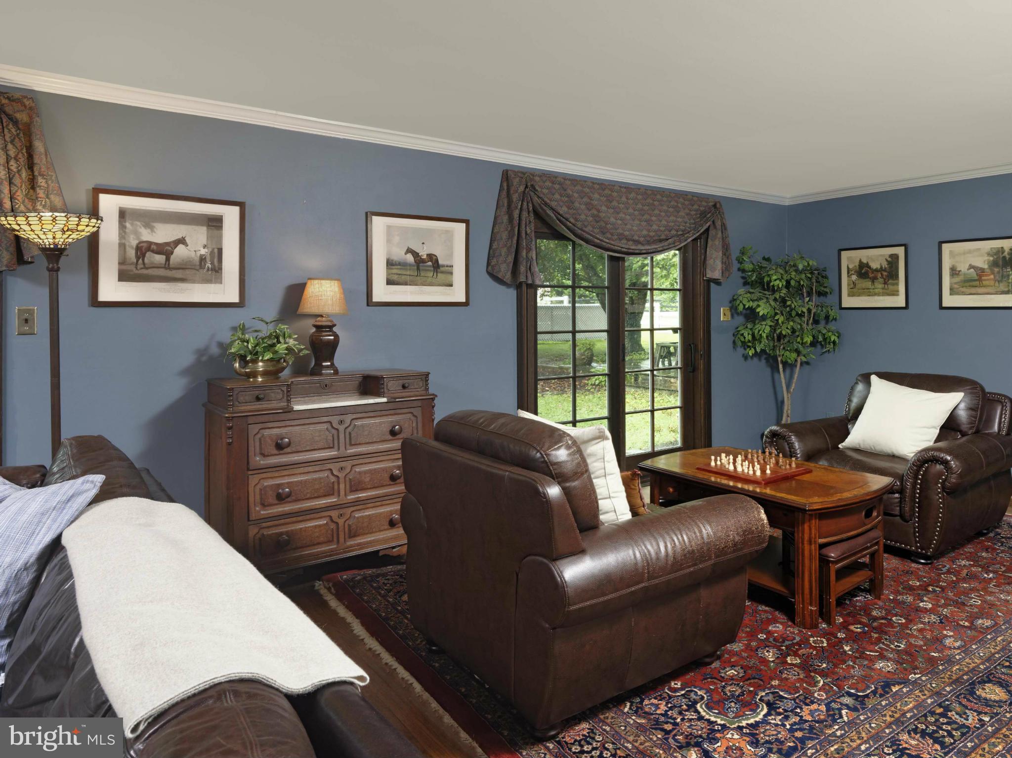 21230 St Louis Road Middleburg, VA 20117 - Photo 14 of 30 Family Room with doors to garden