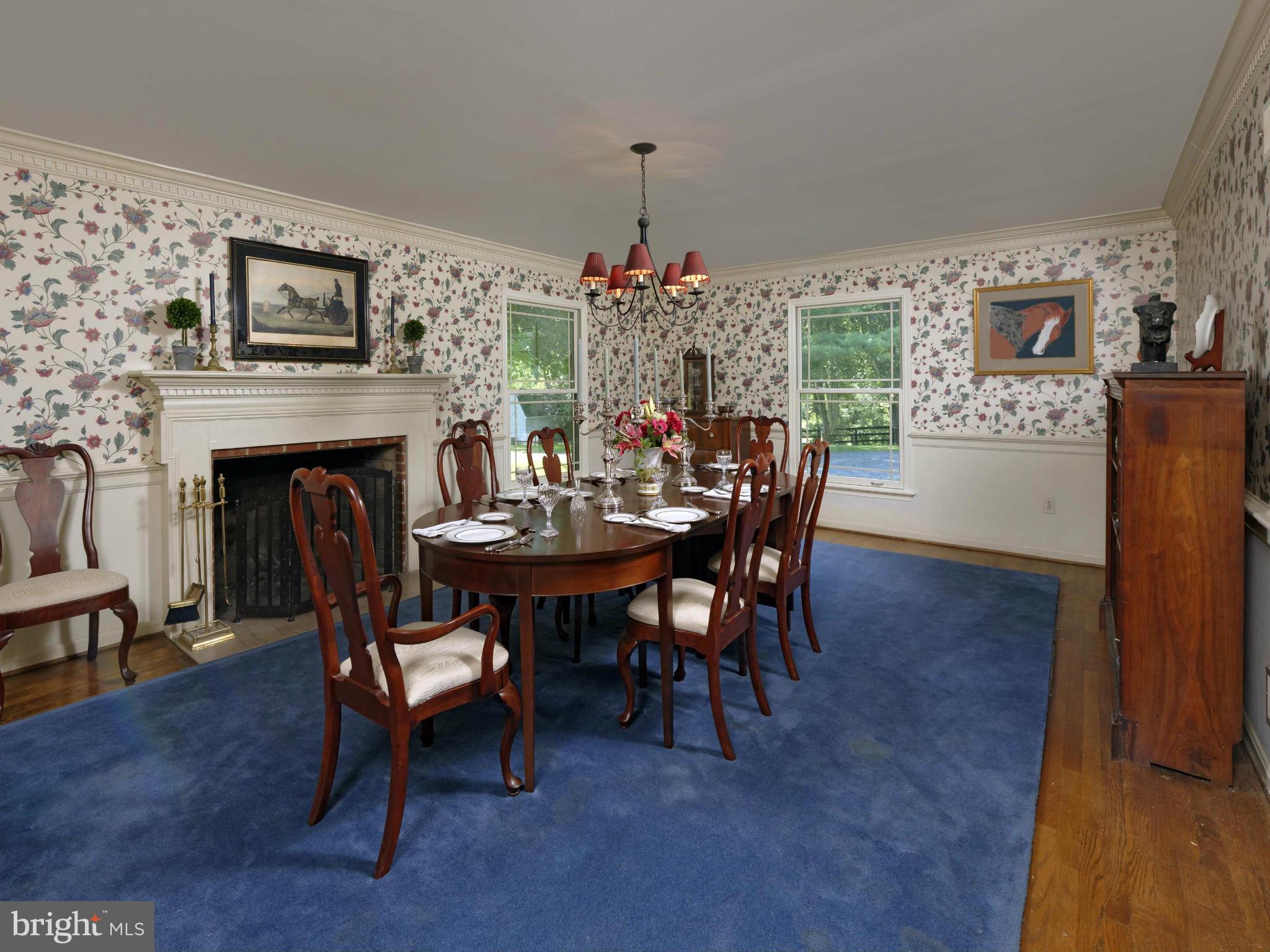 21230 St Louis Road Middleburg, VA 20117 - Photo 8 of 30 Dining Room w/fireplace & hardwood floors