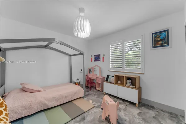 $1,100,000 | 9030 Southwest 162nd Street, Palmetto Bay, FL 33157