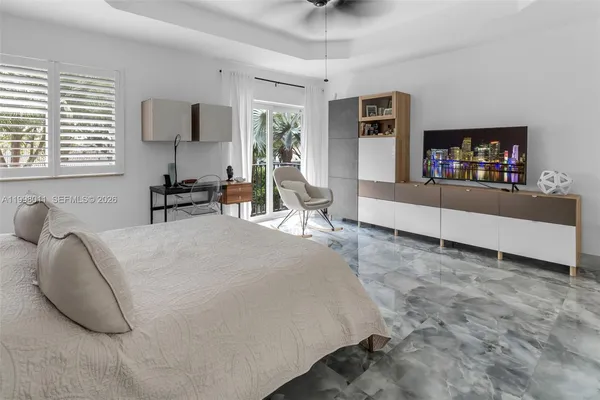 $1,100,000 | 9030 Southwest 162nd Street, Palmetto Bay, FL 33157