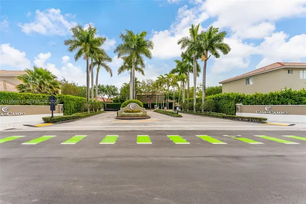 $1,100,000 | 9030 Southwest 162nd Street, Palmetto Bay, FL 33157