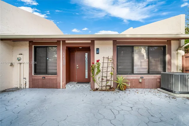 $3,000 | 14805 Southwest 74th Lane, Miami, FL 33193