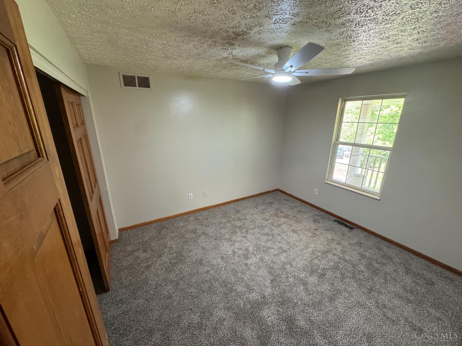 6954 Bridges Road Cincinnati, OH 45230 - Photo 16 of 43