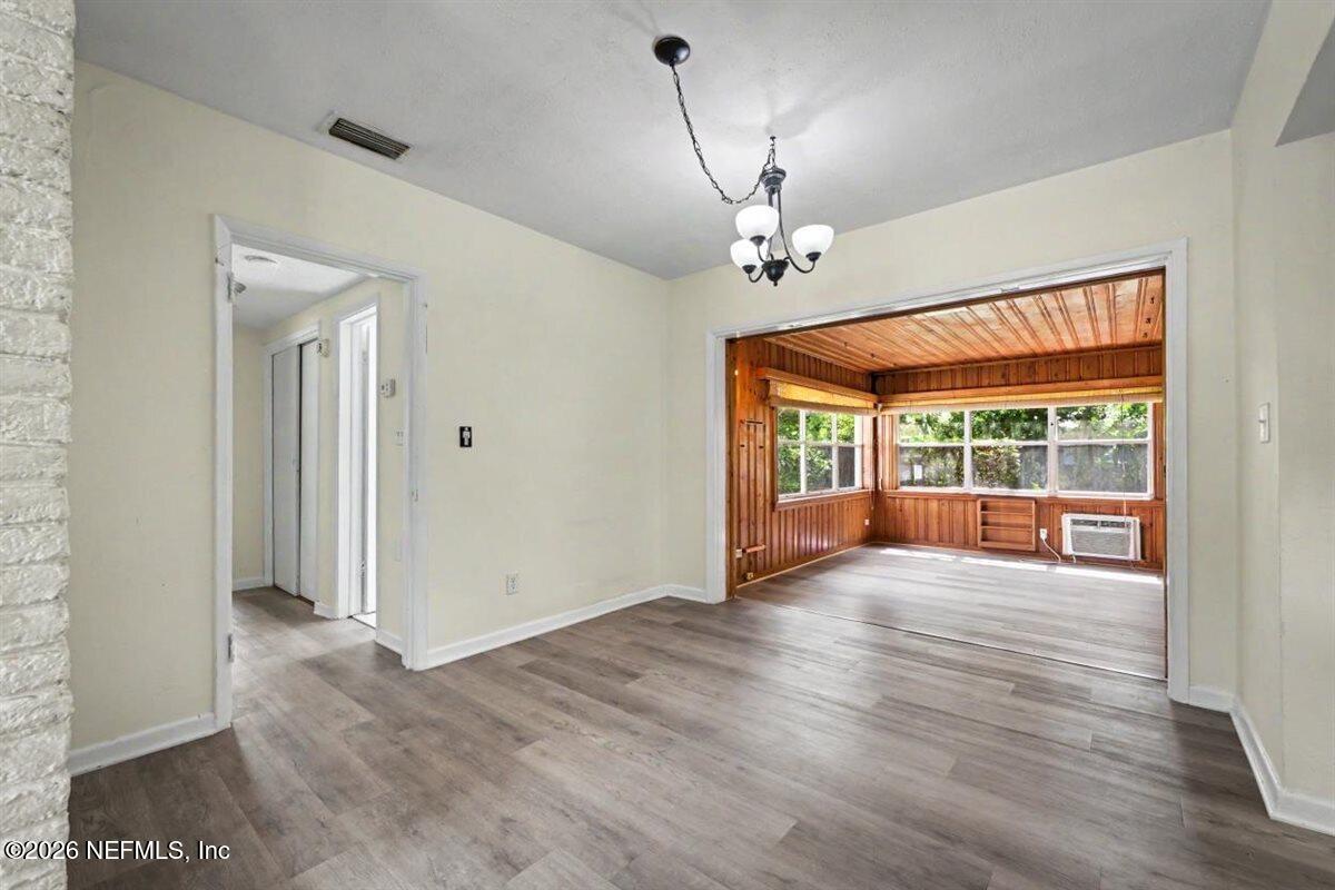 6216 Suwanee Road Jacksonville, FL 32217 - Photo 10 of 32 16-CFREM_6216_Suwanee_Rd_Jacksonville_FL