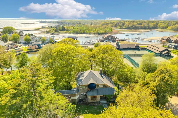 $2,500,000 | 53 South Main Street, Unit 2, Kennebunkport, ME 04046