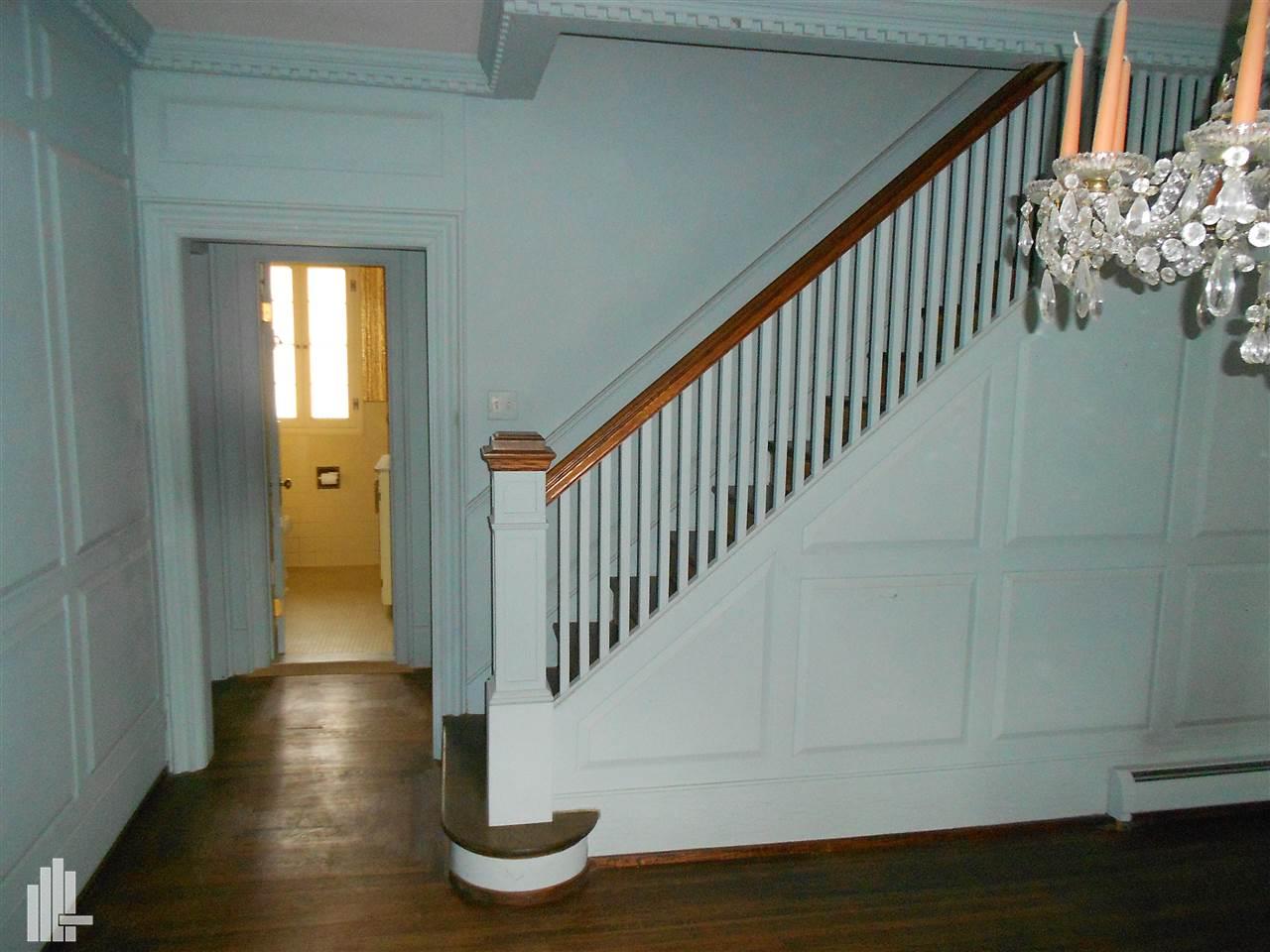 903 North Main Street Rochester, MI 48307 - Photo 14 of 32