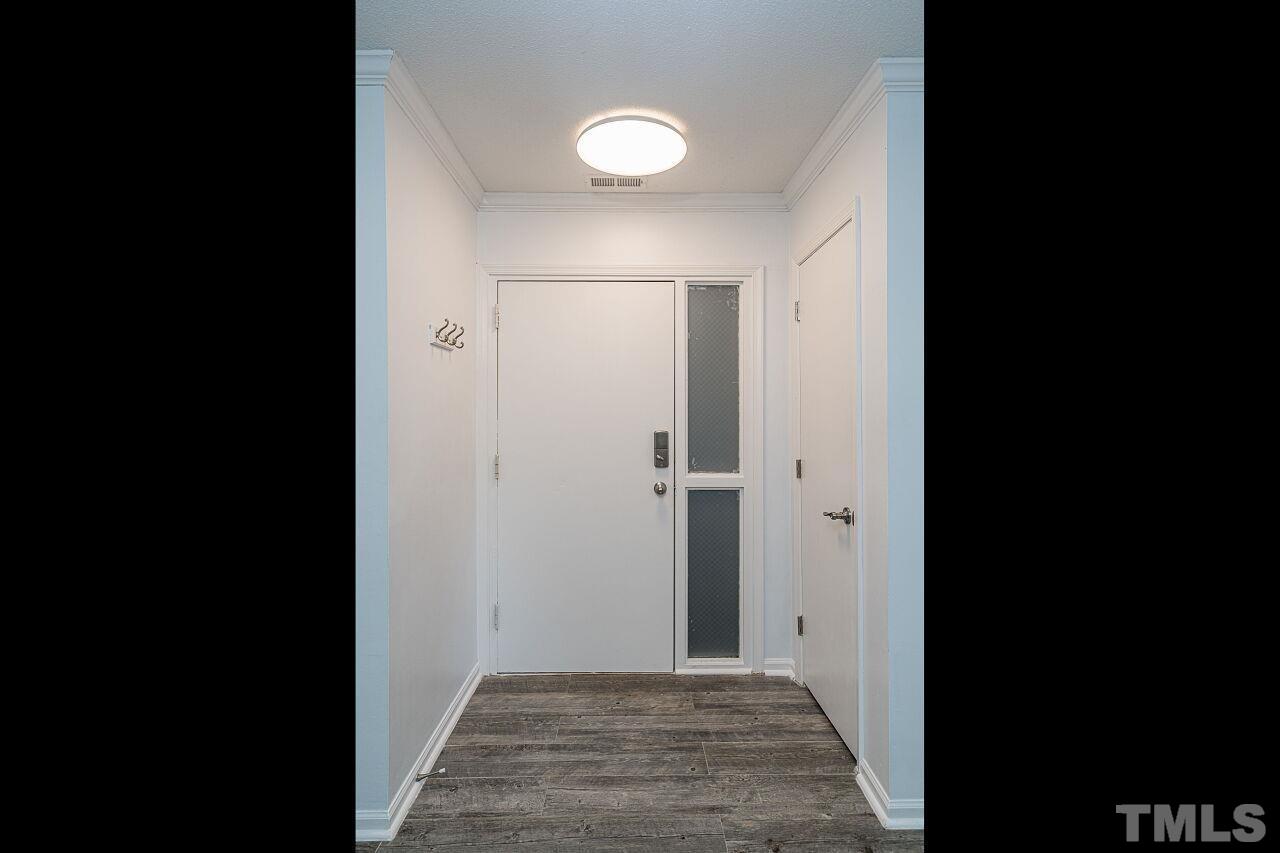 3557 Mill Run, Unit 44 Raleigh, NC 27612 - Photo 4 of 22