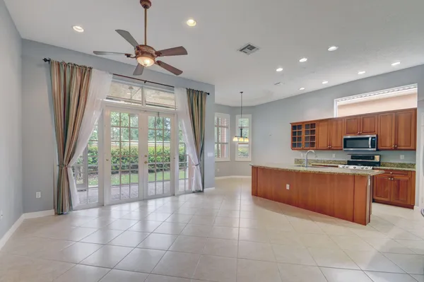 $3,900 | 9925 Via Elegante, Wellington, FL 33411