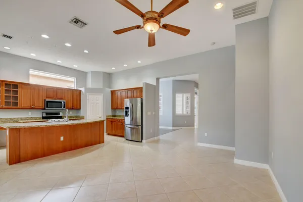 $3,900 | 9925 Via Elegante, Wellington, FL 33411