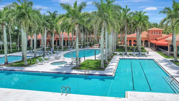 $3,900 | 9925 Via Elegante, Wellington, FL 33411