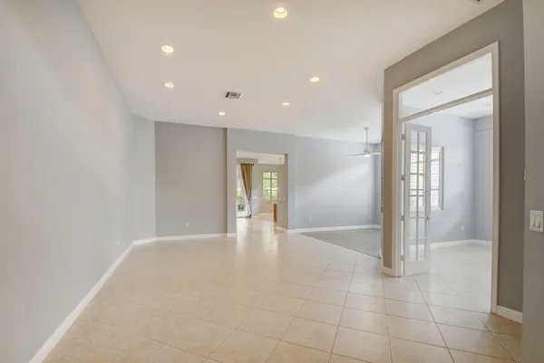 $3,900 | 9925 Via Elegante, Wellington, FL 33411