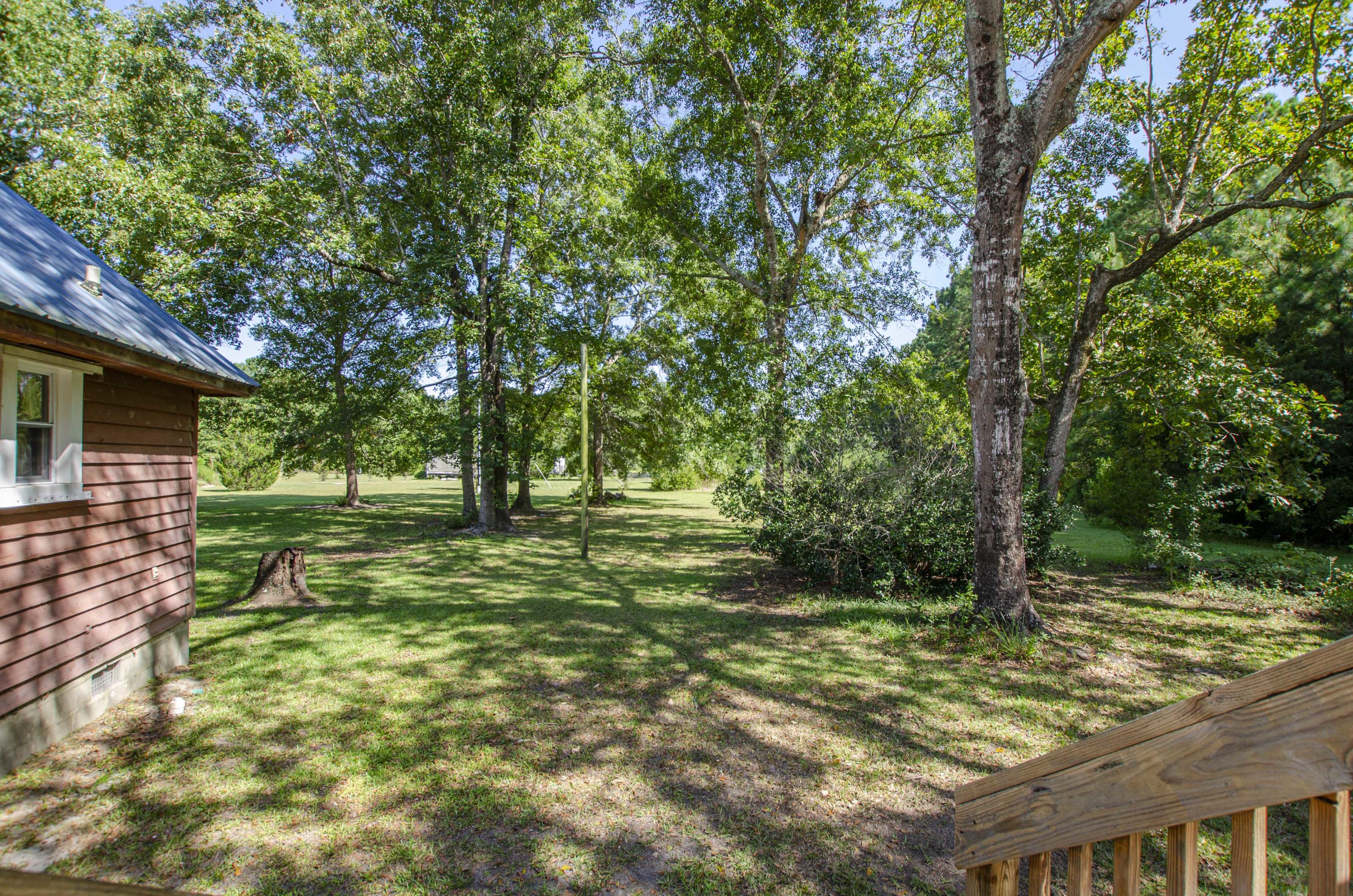 8150 Doar Road Awendaw, SC 29429 - Photo 20 of 24 1-back-deck-yard