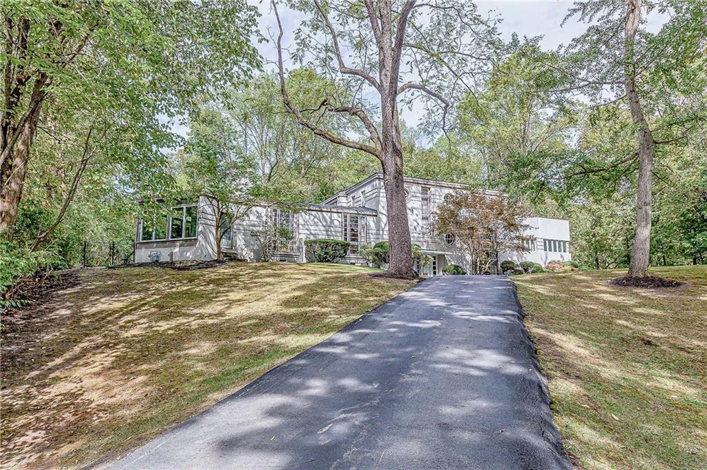 5845 High Fall Road Indianapolis, IN 46226 - Photo 3 of 42 Gallery Image 3