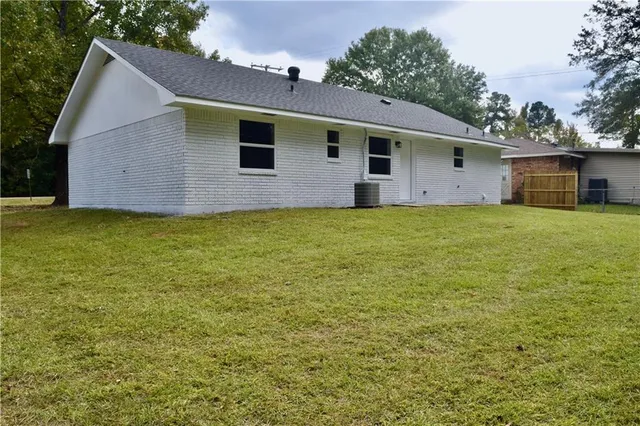 $185,000 | 1000 Allison Drive, Pineville, LA 71360
