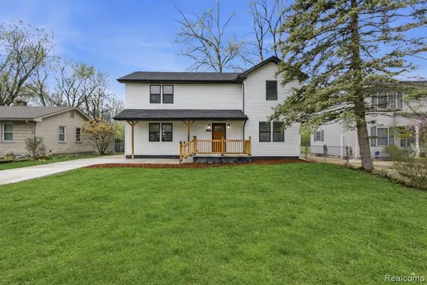 $449,900 | 19377 Brentwood Street, Livonia, MI 48152