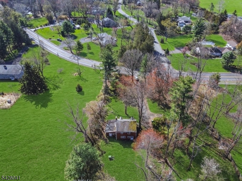 55 Washington Valley Road Warren, NJ 07059 - Photo 2 of 18