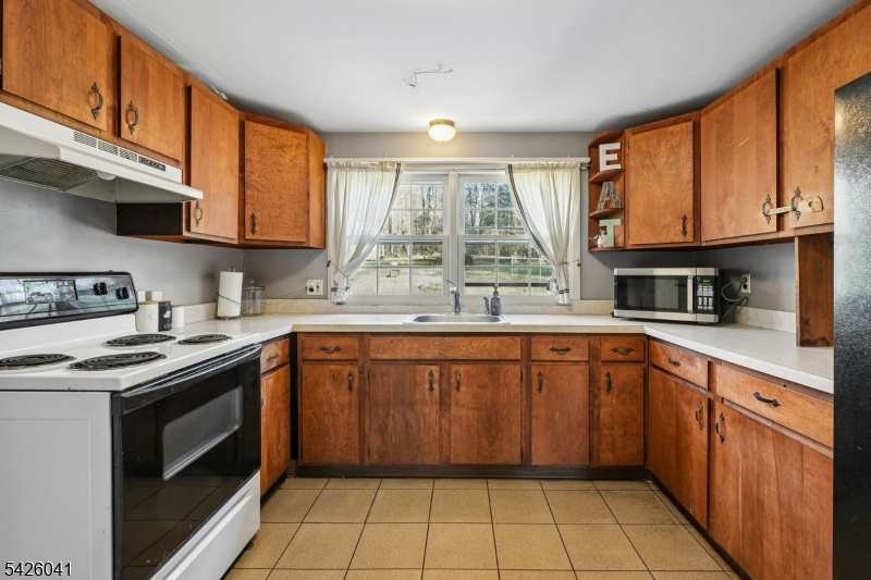 55 Washington Valley Road Warren, NJ 07059 - Photo 7 of 18
