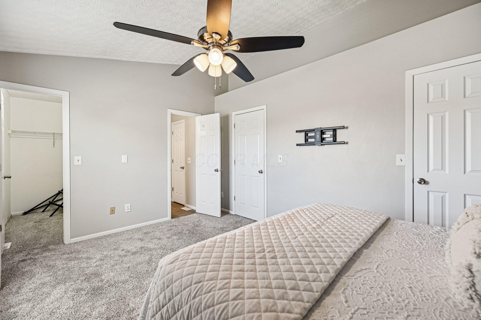 866 Riggsby Road Galloway, OH 43119 - Photo 15 of 34 Bedroom #1