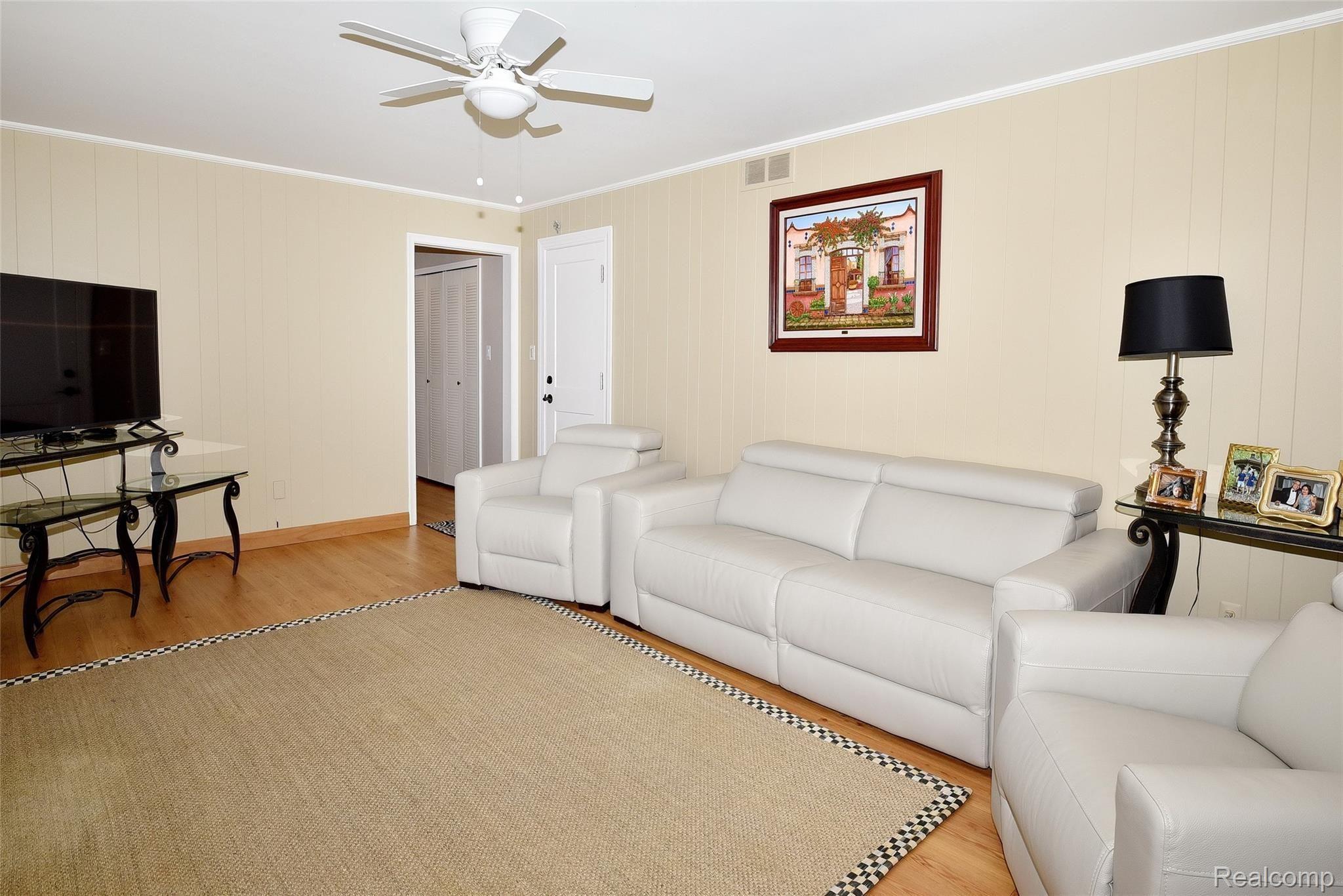 968 South Reading Road Bloomfield Hills, MI 48304 - Photo 16 of 26 968 Reading_16.JPG
