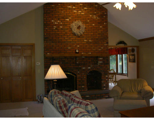 516 Springfield Street Wilbraham, MA 01095 - Photo 3 of 15 Gallery Image 3