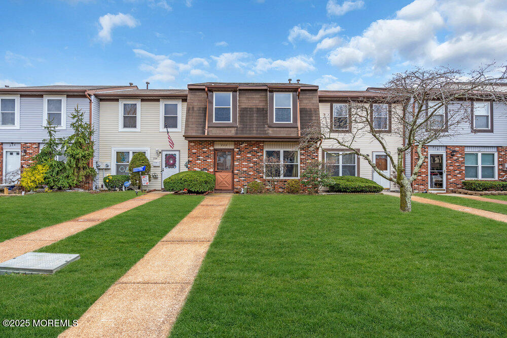 222 Greenwood Loop Road Brick, NJ 08724 - Photo 1 of 22 001_dsc04679-1_928