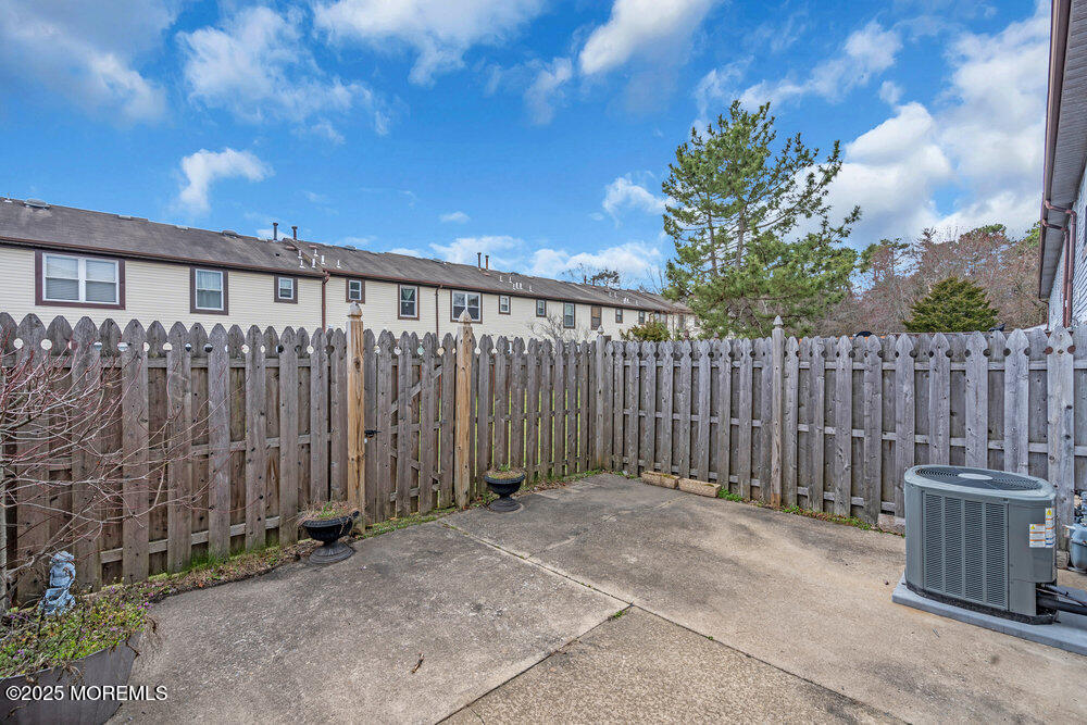 222 Greenwood Loop Road Brick, NJ 08724 - Photo 20 of 22 021_dsc04633_215