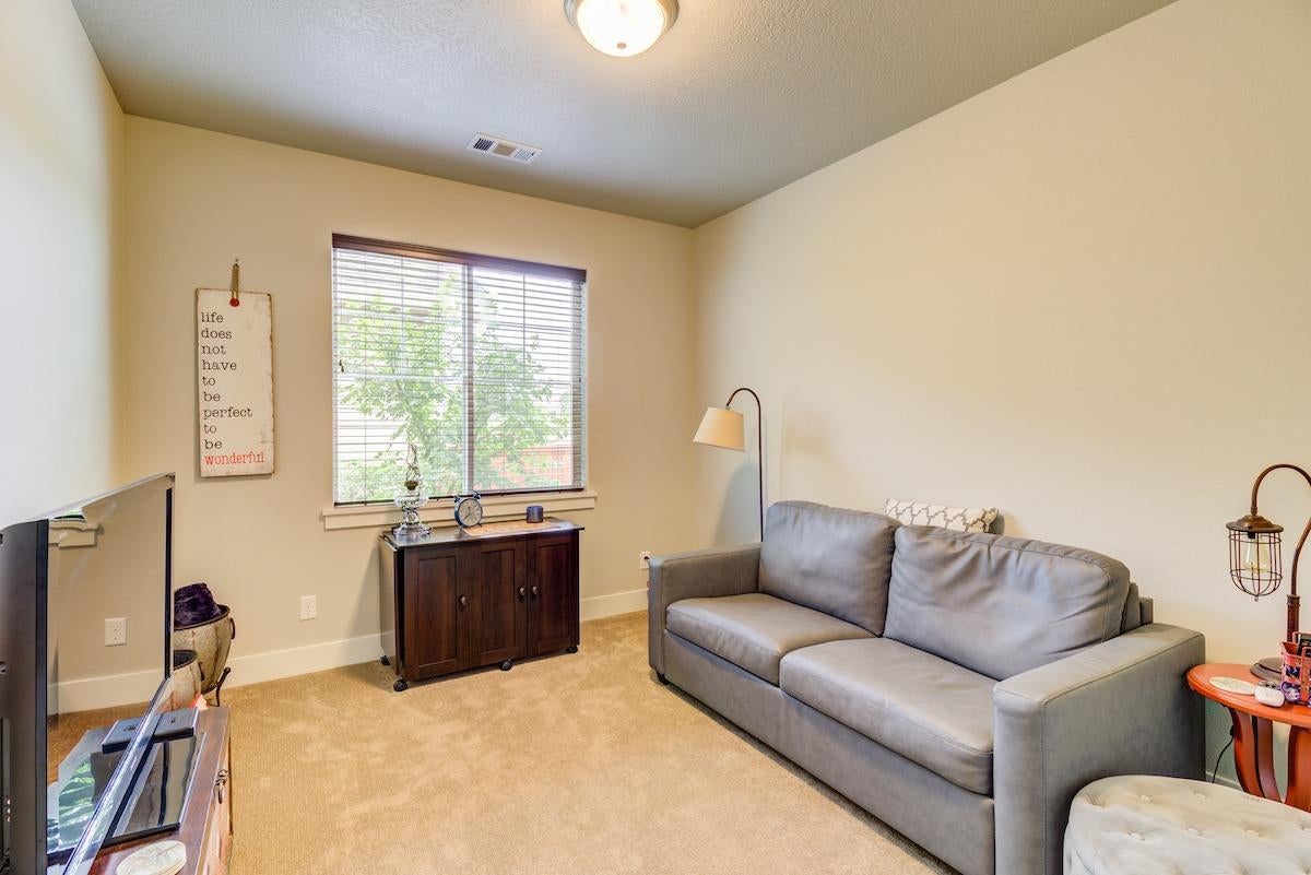 1208 Boulder Ridge Street Central Point, OR 97502 - Photo 15 of 25 Additional Photo