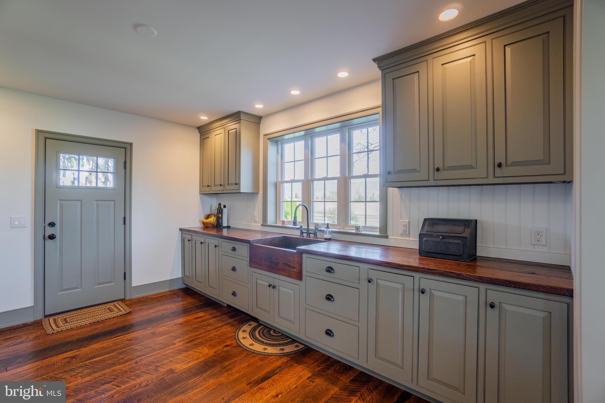 649 Covered Bridge Road Oley, PA 19547 - Photo 15 of 60 Kitchen