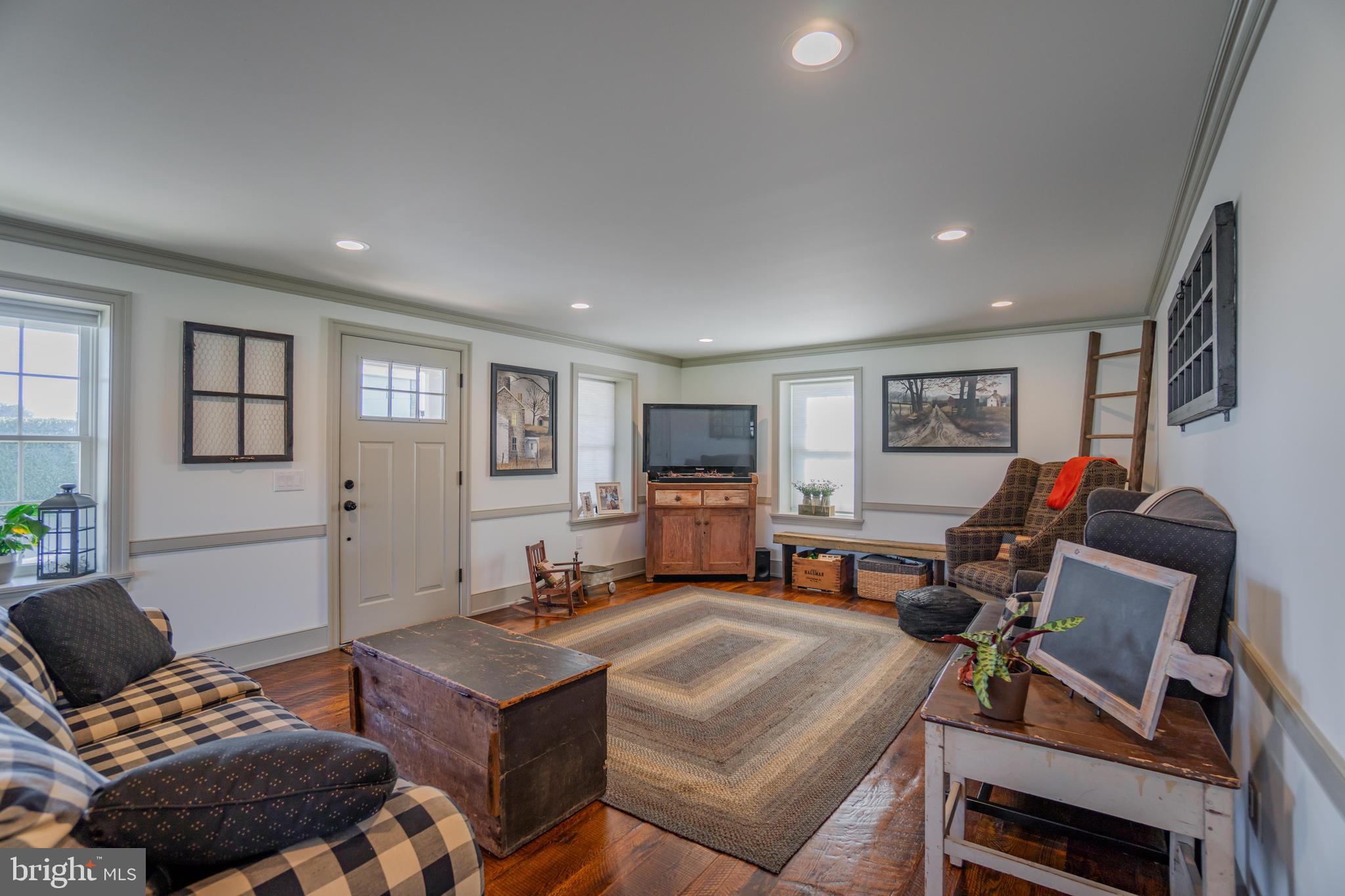 649 Covered Bridge Road Oley, PA 19547 - Photo 5 of 60 Living Room