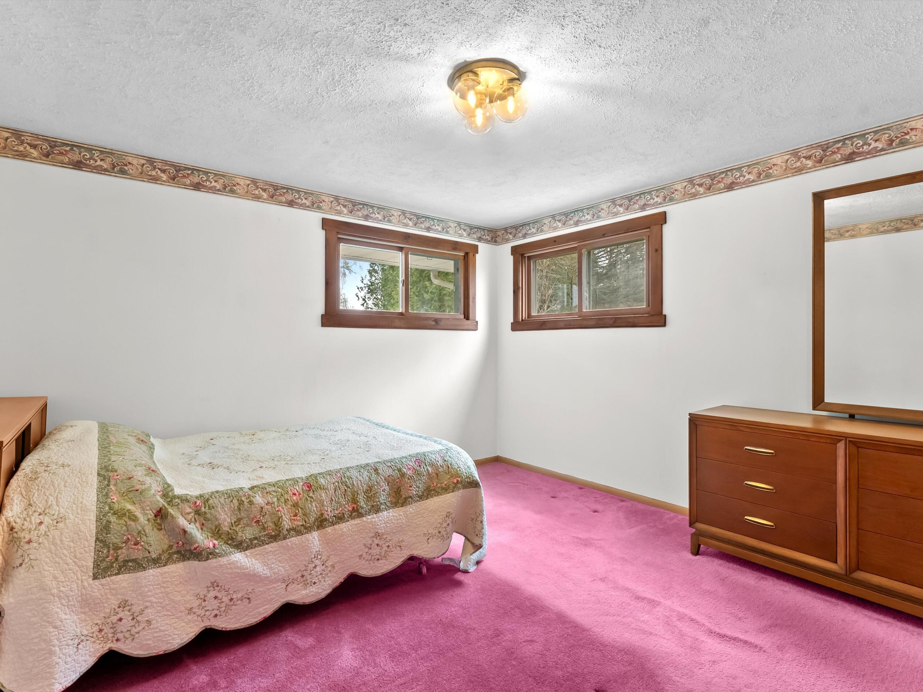 3917 County Highway Manitowoc, WI 54220 - Photo 16 of 39 Primary bedroom