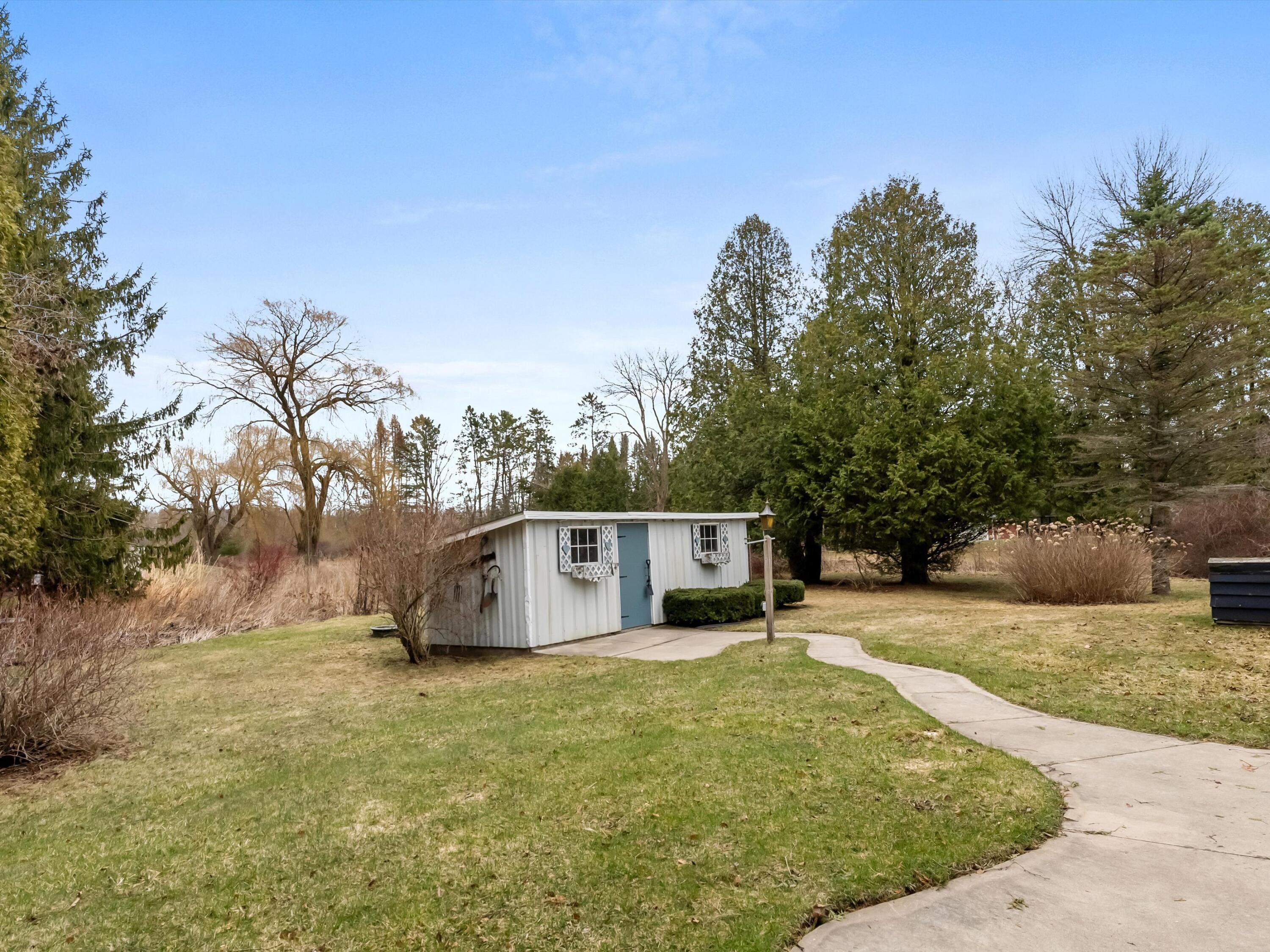 3917 County Highway Manitowoc, WI 54220 - Photo 34 of 39 Shed