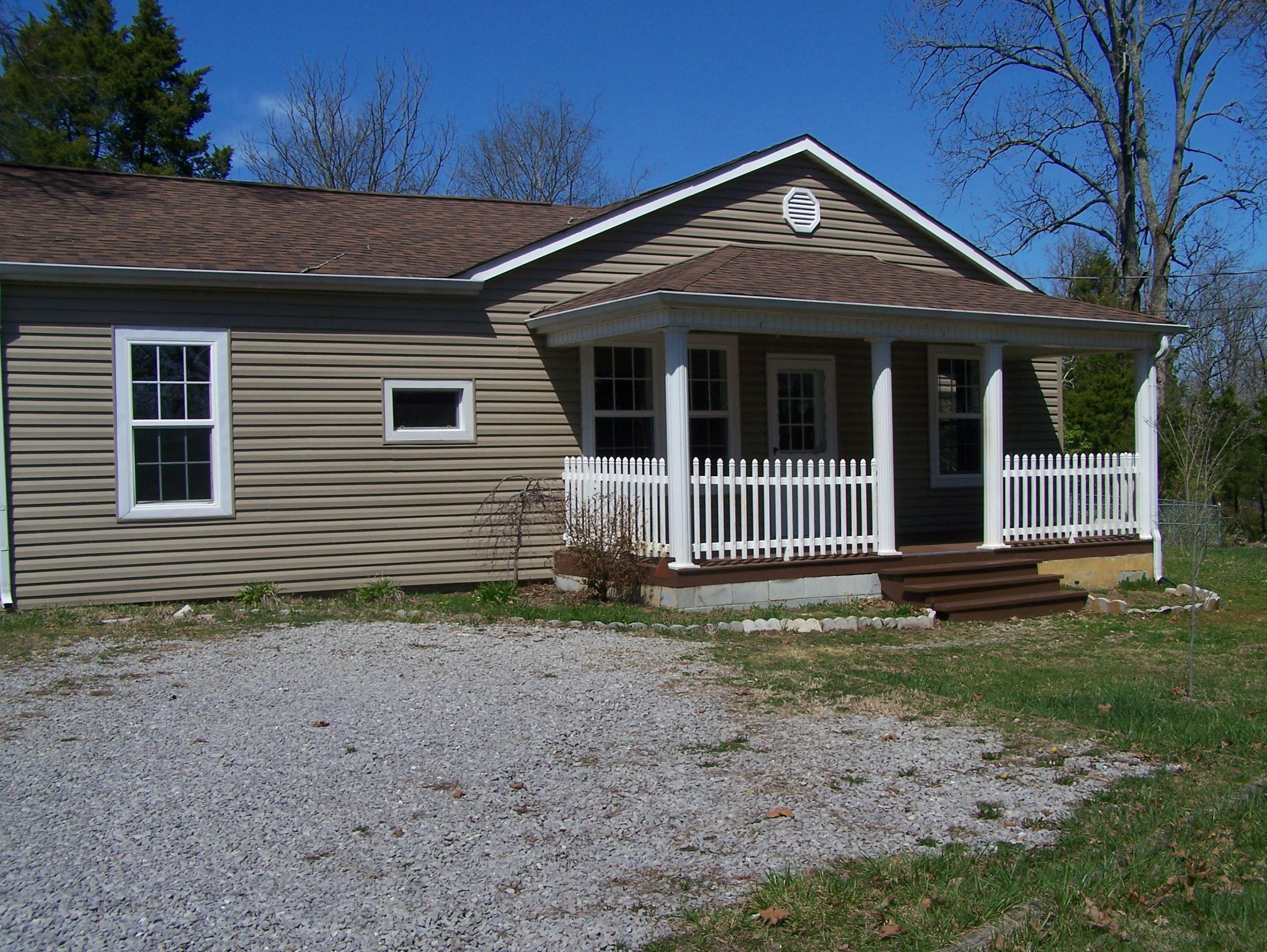 4621 Prospect Road Knoxville, TN 37920 - Photo 5 of 18 100_0787.JPG