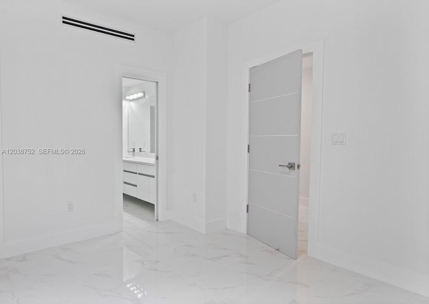 3374 Perry Frow Drive, Unit B Miami, FL 33133 - Photo 18 of 22