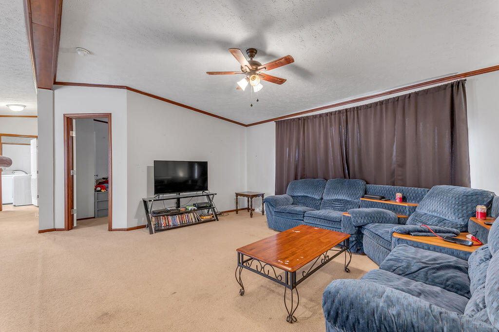 2680 Chaplin Road Willisburg, KY 40078 - Photo 4 of 29 TDB_9396