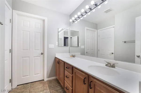 $550,000 | 10259 Wolves Den Lane, Las Vegas, NV 89178