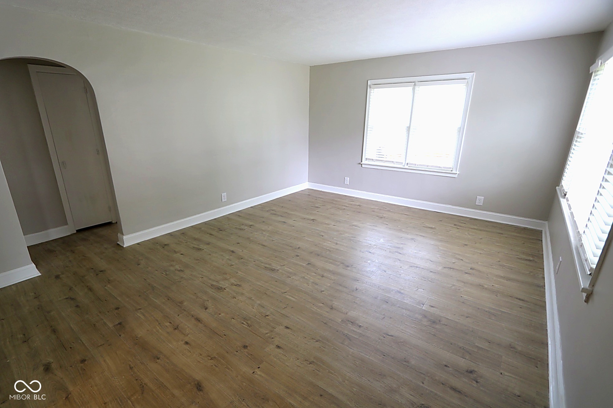 935 Jackson Boulevard Rochester, IN 46975 - Photo 8 of 34 Gallery Image 8
