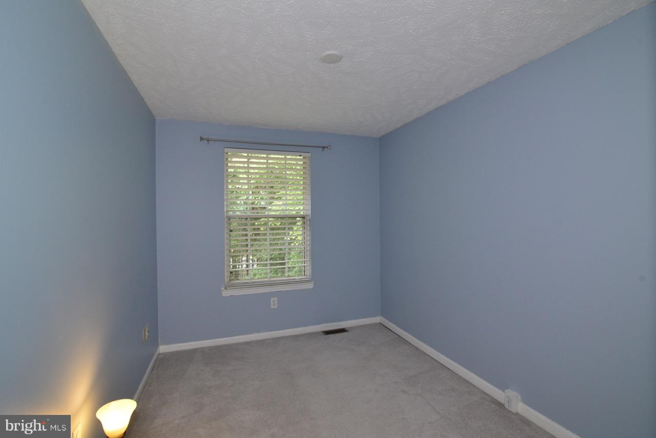 1478 Autumn Ridge Circle Reston, VA 20194 - Photo 16 of 28 Bedroom #3