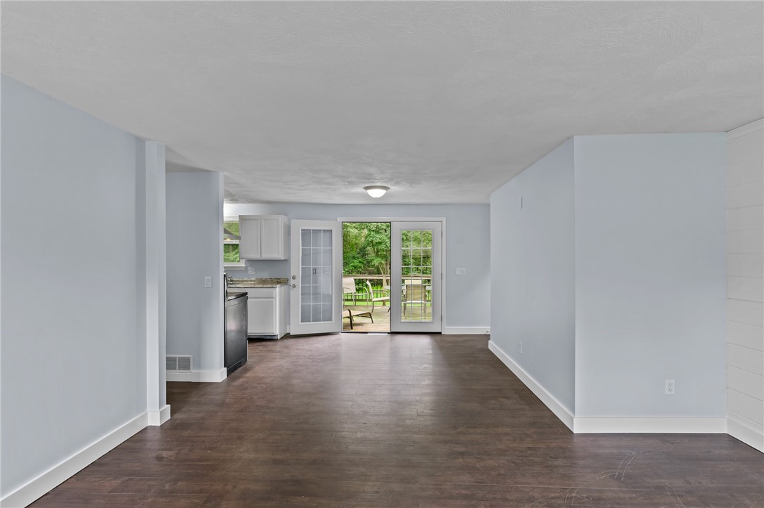 442 Gardiner Road Richmond, RI 02892 - Photo 11 of 25 Gallery Image 11