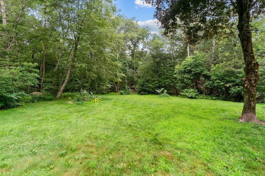 442 Gardiner Road Richmond, RI 02892 - Photo 21 of 25 Gallery Image 21