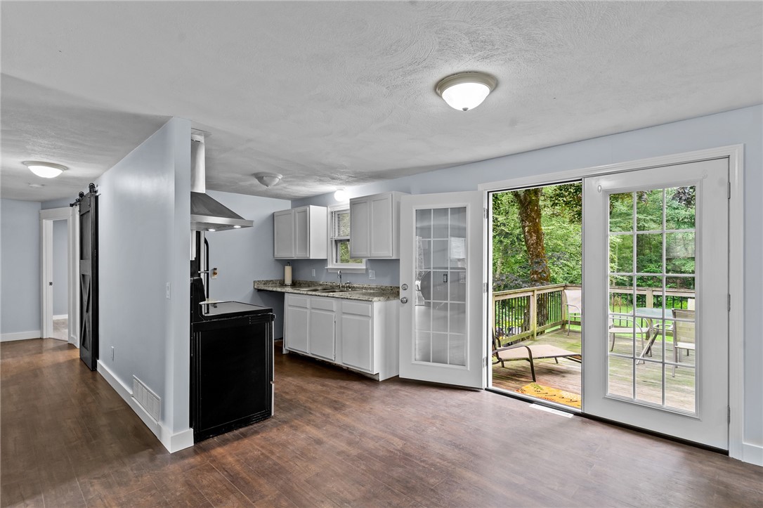 442 Gardiner Road Richmond, RI 02892 - Photo 9 of 25 Gallery Image 9