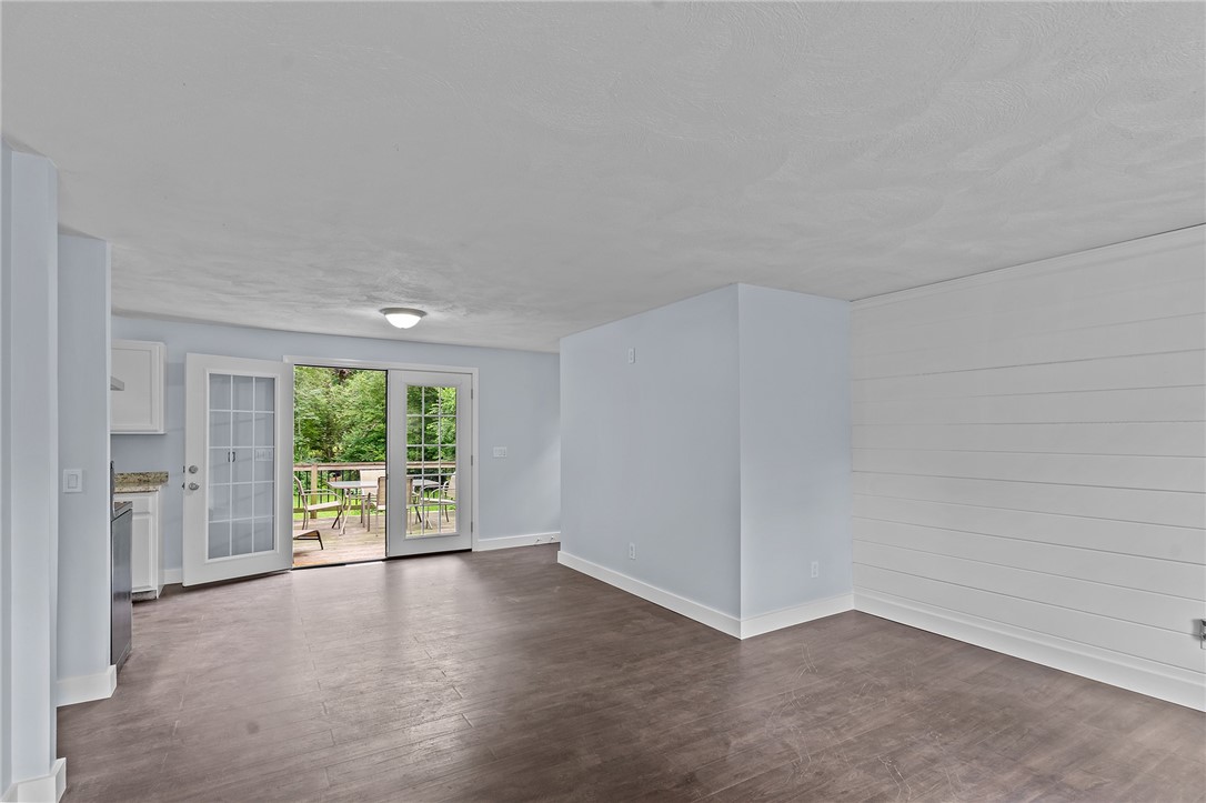 442 Gardiner Road Richmond, RI 02892 - Photo 10 of 25 Gallery Image 10