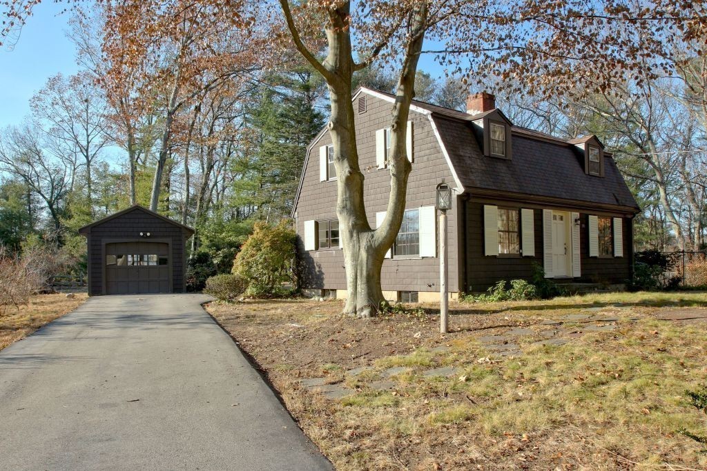 18 Parmenter Road Wayland, MA 01778 - Photo 27 of 28 a front view of a house with a yard